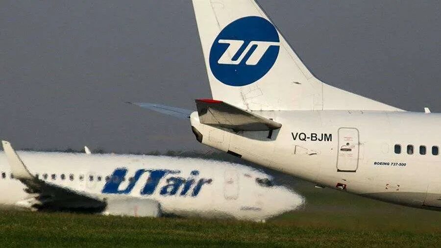 Почему ютэйр. Почему ютэйр. Штаб квартира ютэйр. Utair airlines самолеты. Ютэйр 579.