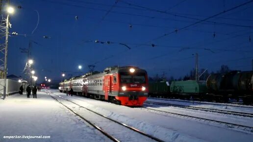 Новый поезд кострома. Станция Кострома-новая Кострома. Вокзал Кострома новая. Электропоезд. Новые электрички.