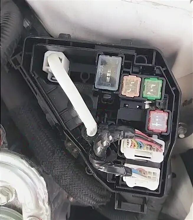 Тойота аква где находятся предохранители Купить Блок предохранителей Toyota Aqua AQUA 2012 в Новосибирске по цене: 1 111