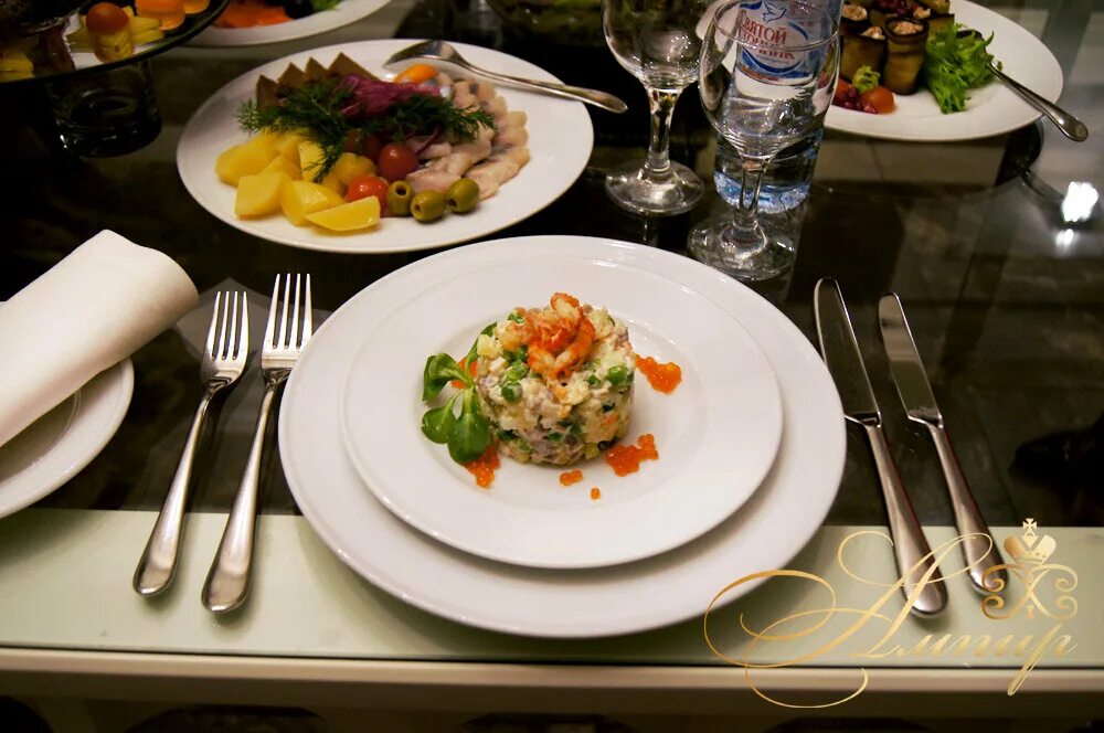 Ужин в ресторане петербург. Ужин в ресторане петербург. Ужин в ресторане петербург. Кемпински мойка 22 bellevue. Азимут отель санкт петербург рест.