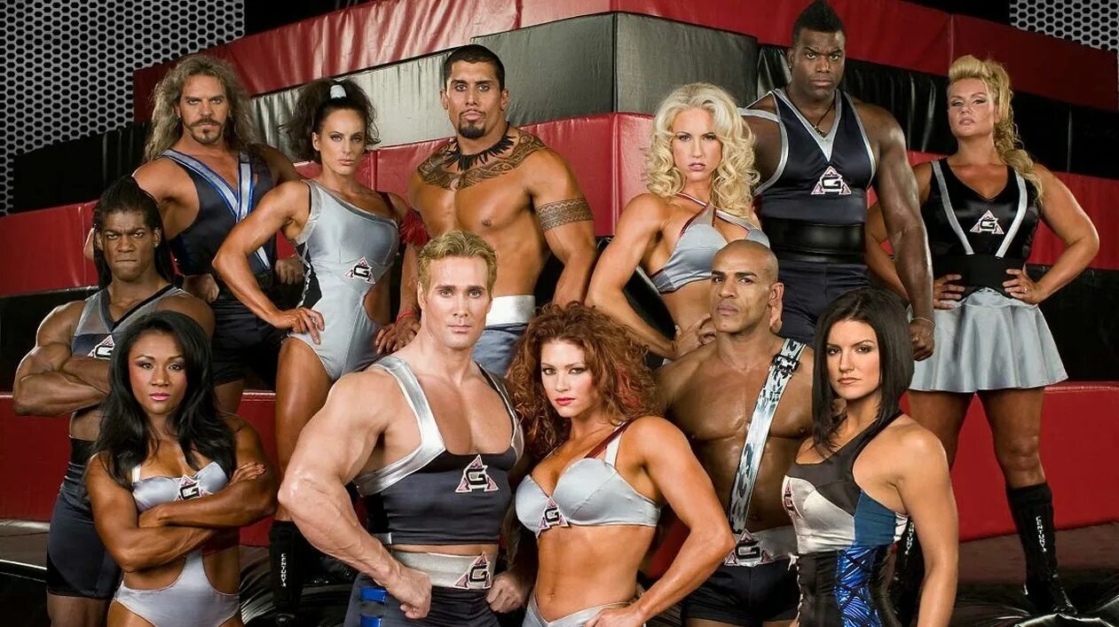 Шоу гладиаторы. American Gladiators шоу. American Gladiators 2008. Уэсли Бэрри Гладиатор. Шоу бои гладиаторов участники.