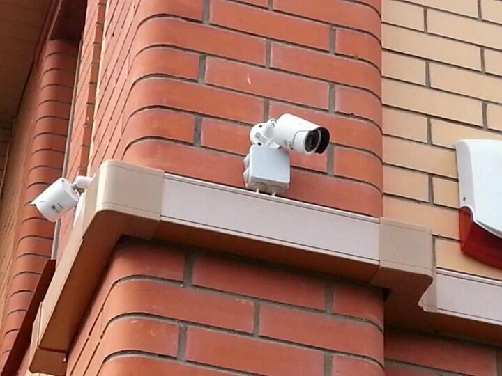 Камеру на фасад