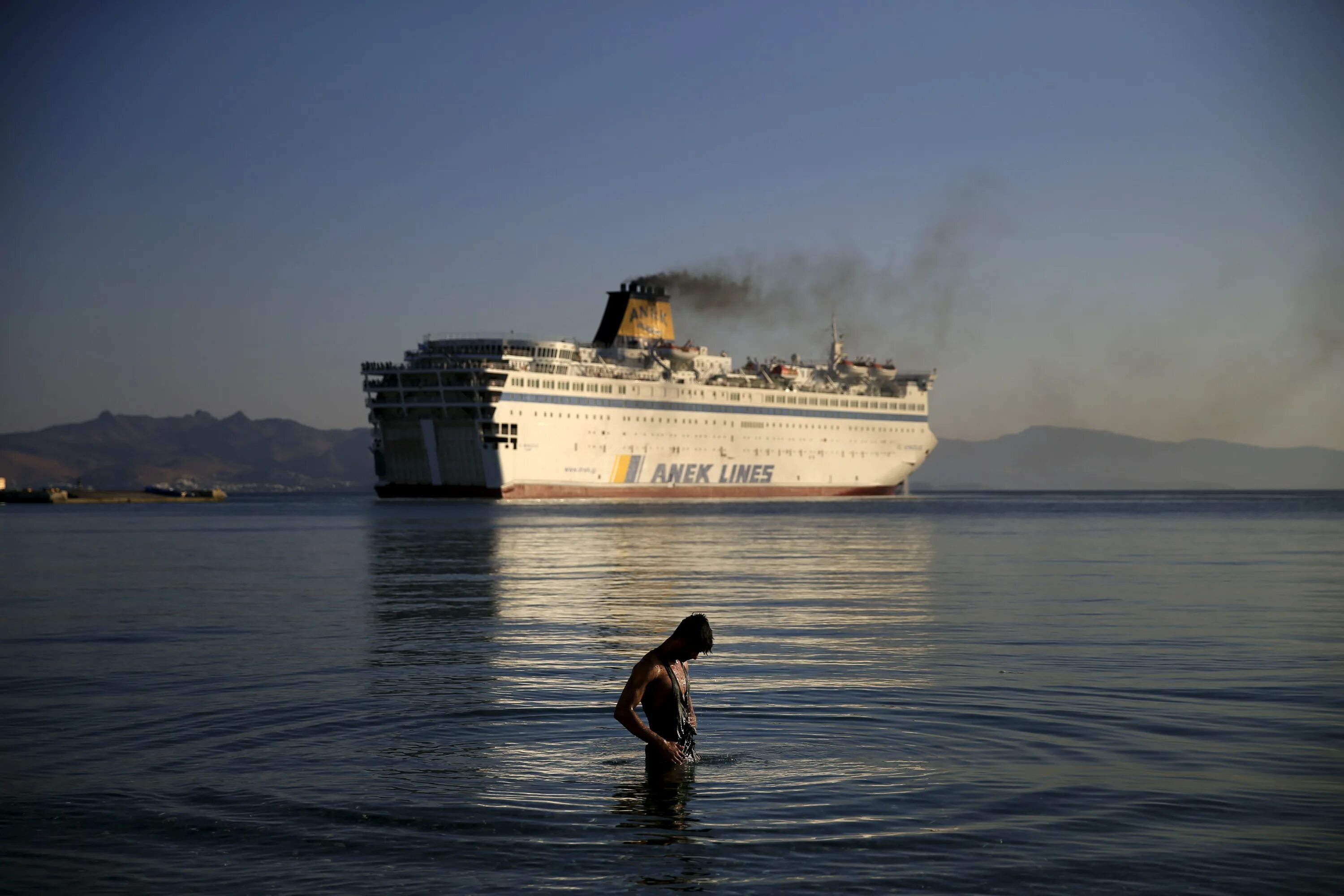 Ship leave from Island. Celebrity Beyond ship photo of migrant.