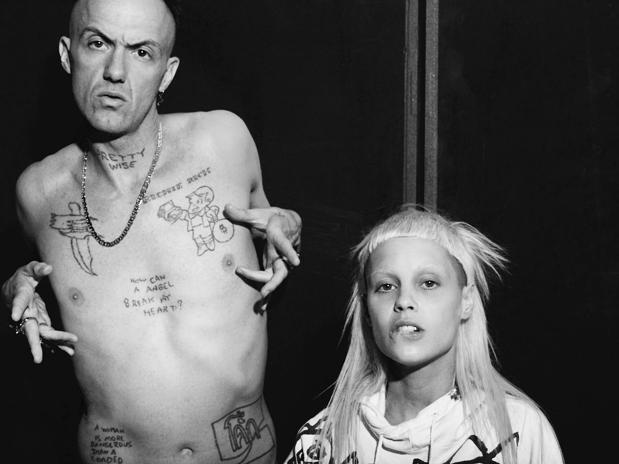 Йоланди и ниндзя. Группа die antwoord. Йоланди Фиссер. Йоланди Фиссер и ниндзя. Ниндзя и Йоланди группа.