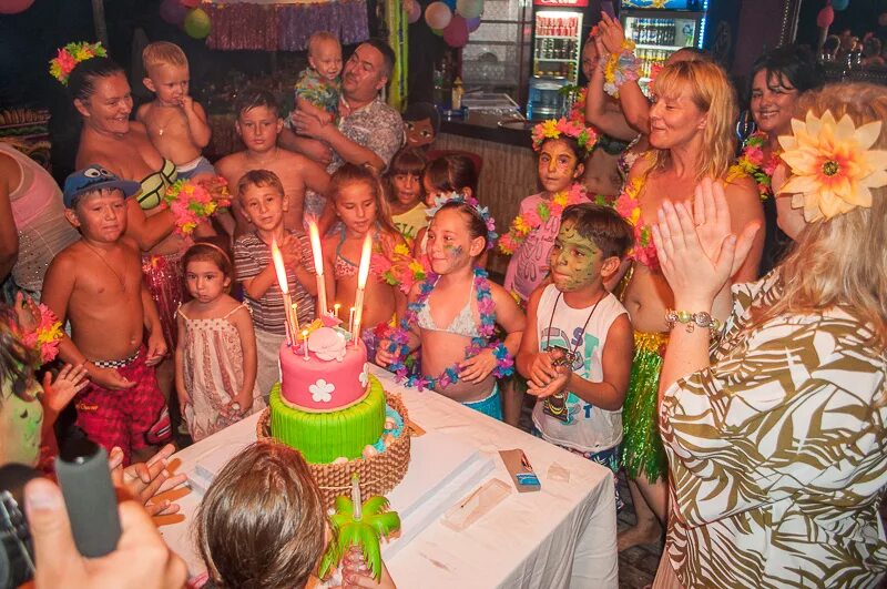 Девичник в сауне. Вечеринка в сауне тематика. Вечеринка в бане в стиле. Тематическая вечеринка на день рождения в сауне. Тематическая банная вечеринка.
