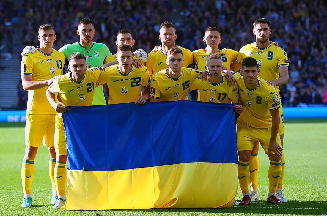 Сборная украины по футболу 2022. Сборная украины футбол чемпионат. Матч сборной украины против. Сборная украины сборная англии евро 2012. Сборная украины футбол чемпионат.