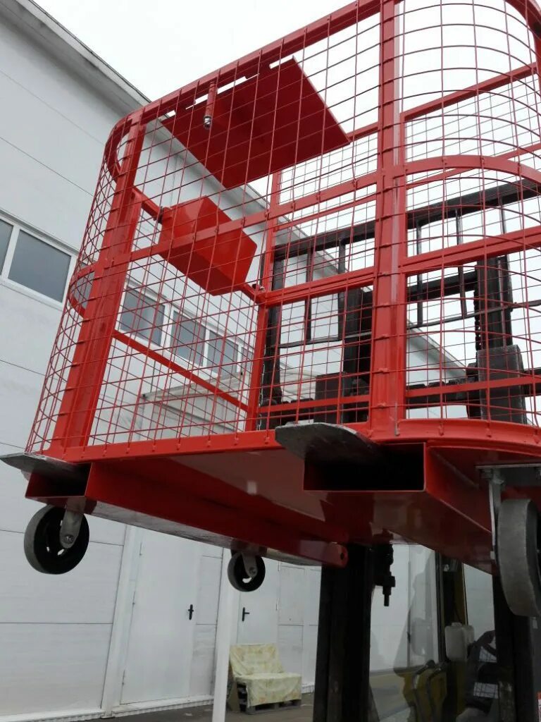 подъемная корзина. Topcent подъемная система для кухонного шкафа. монтажная платформа для вилочного погрузчика км2 (1,2х1х1,8). сертифицированная люлька для кму. корзина для вилочного погрузчика для подъёма людей.