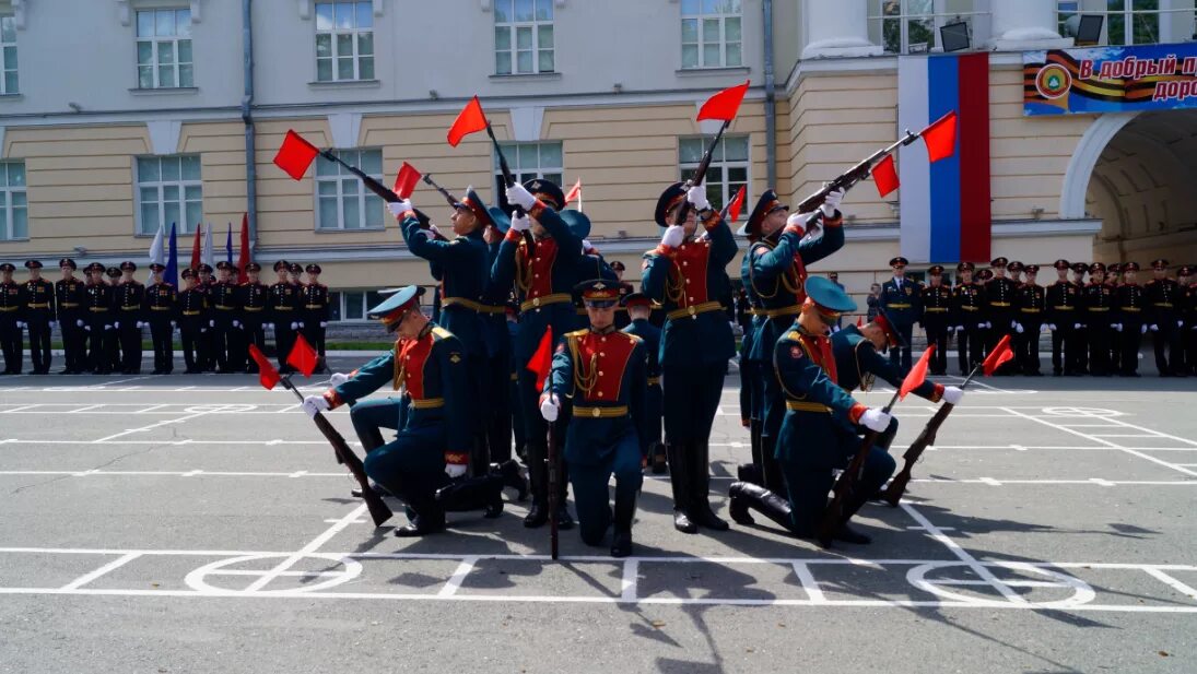 Екатеринбургское военное училище. Суворовское военное училище Екатеринбург. Екатеринбург: Екатеринбургское Суворовское училище. Свердловское Суворовское училище. Х сву