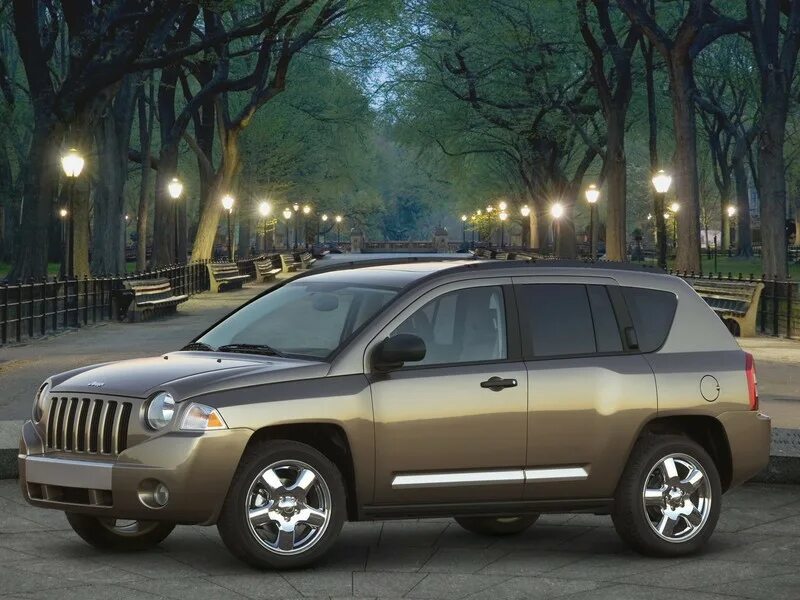 Джип компас года выпуска. Бампер в деталях jeep compass 2019. Джип компас года выпуска. Jeep compass 2007. Джип компас года выпуска.