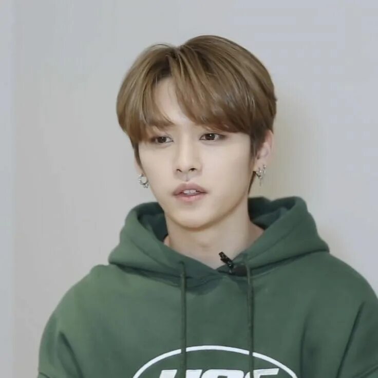 Shinee минхо. Минхо без. Мин хо без макияжа stray kids. Минхо без макияжа stray kids. Чхве минхо.