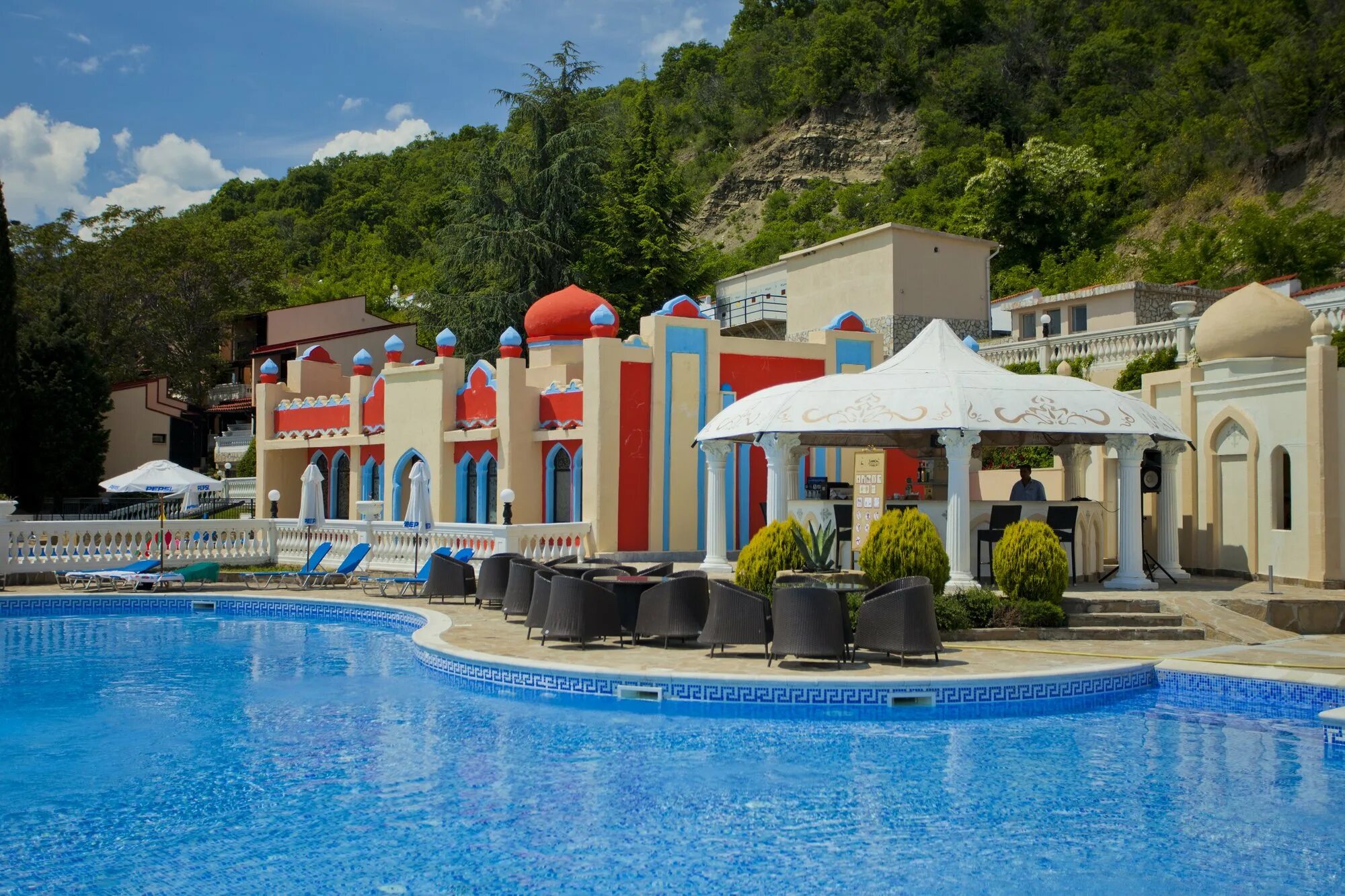 Royal bay. Royal bay. Мини гольф болгария отель роял парк фото. Elenite royal bay. Роял парк болгария.