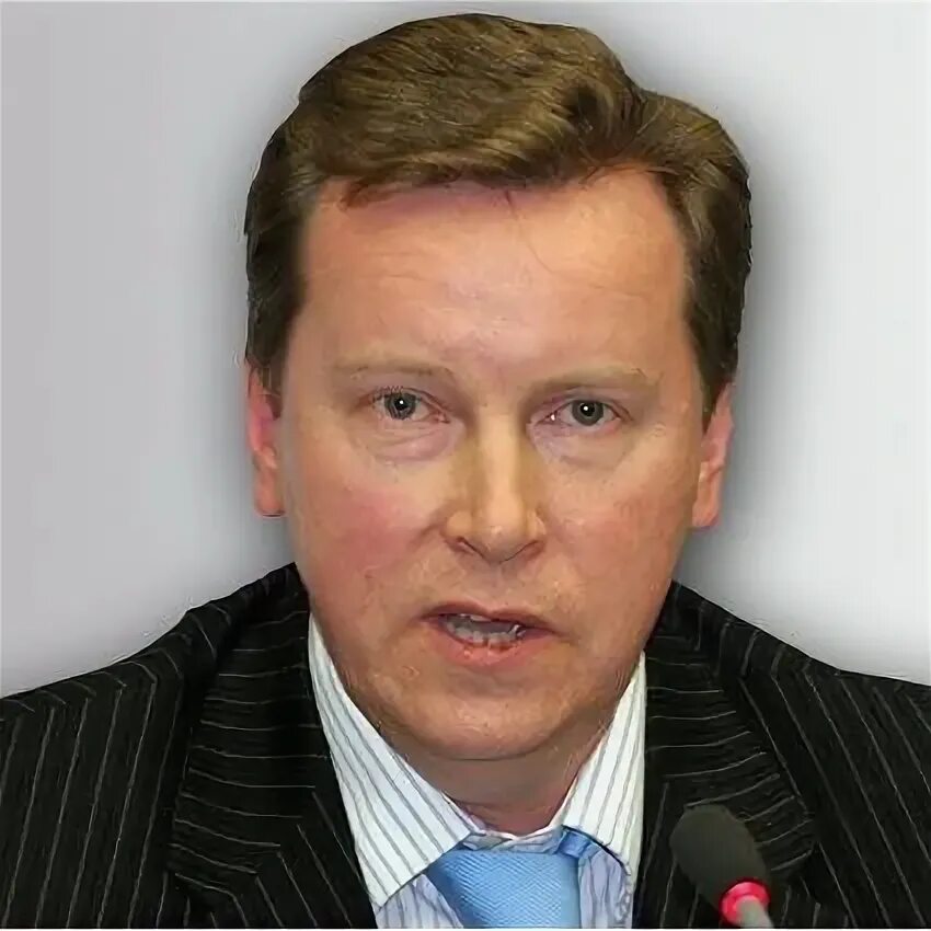 Фамилия нилов. Нилов младший. Фамилия нилов. Фамилия нилов. Фамилия нилов.