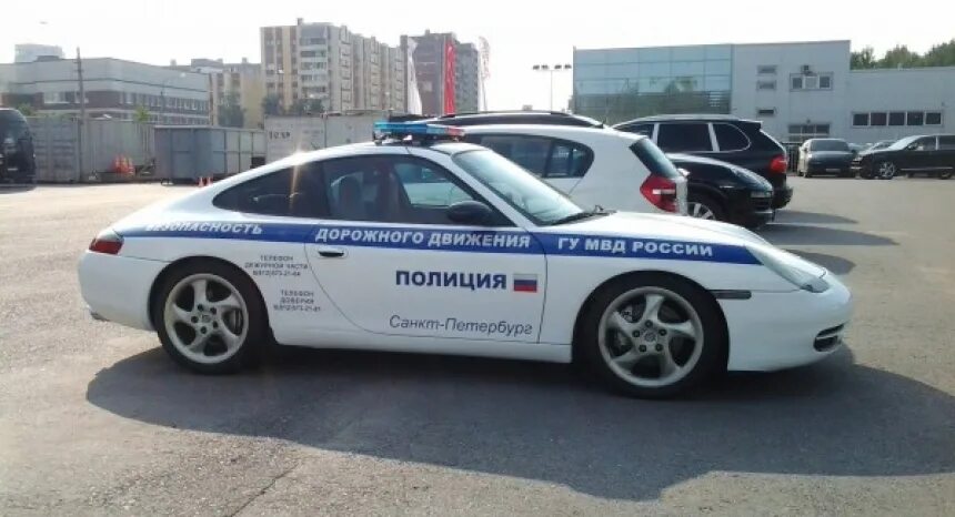Порше 911 полиция. Порше 911 ДПС Санкт-Петербург. ДПС Порше 911 СПБ. Porsche 911 полиция СПБ.