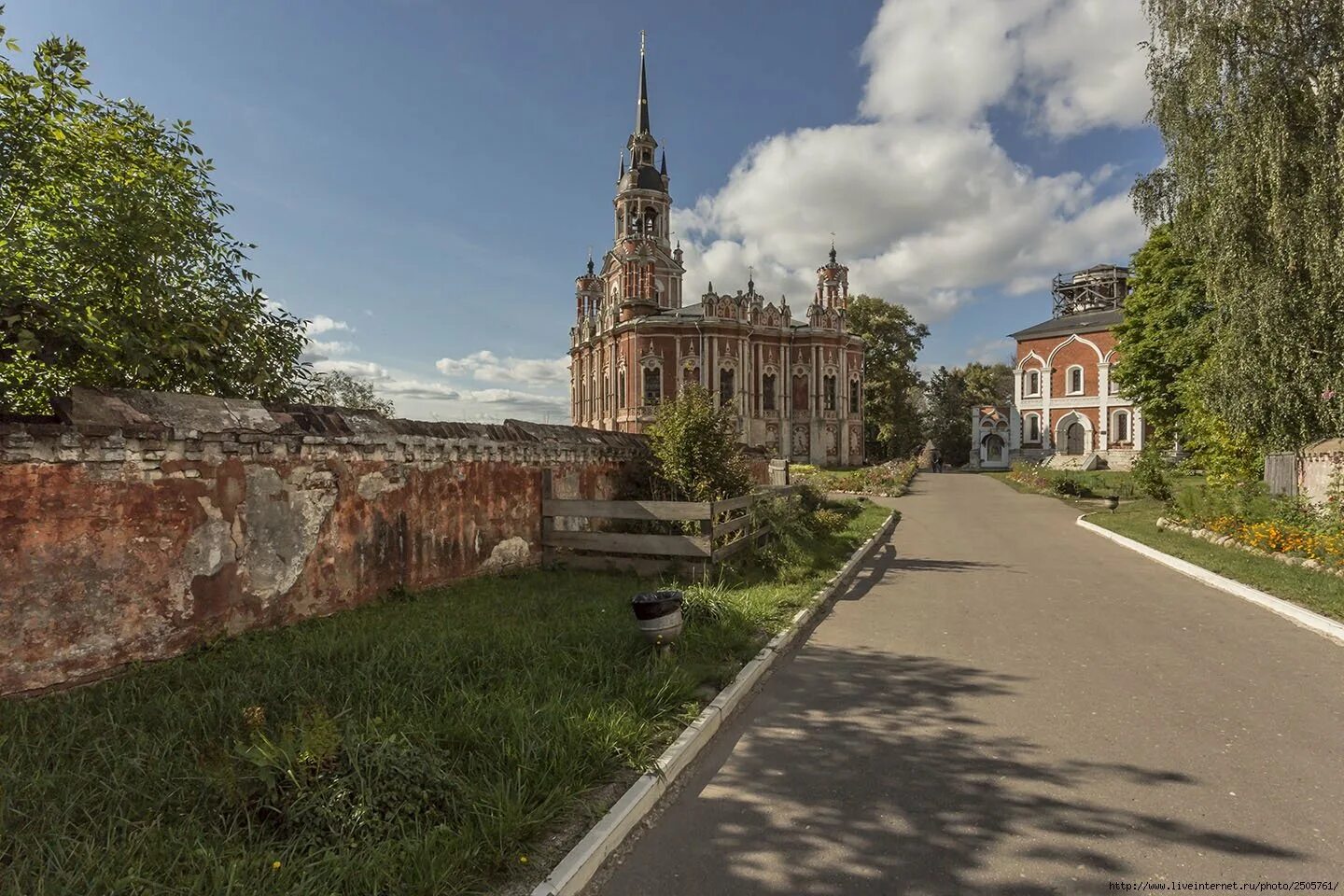 Можайск кремль. Можайский кремль можайск. можайский кремль можайск достопримечательности.