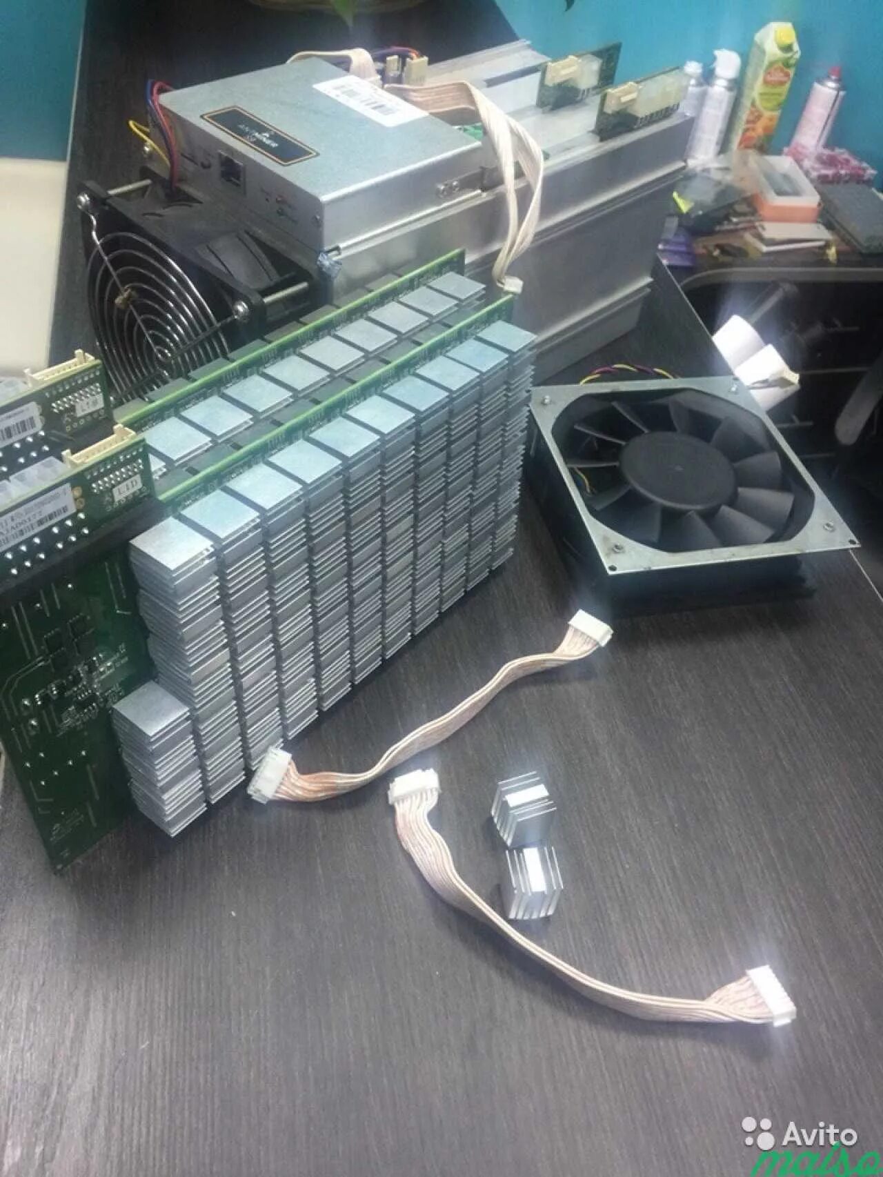 Antminer s9 внутри. S9 Antminer 3d. ASIC s9 хеш плата. ASIC s15 ремонт.