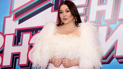 Транс және күйеуі порно