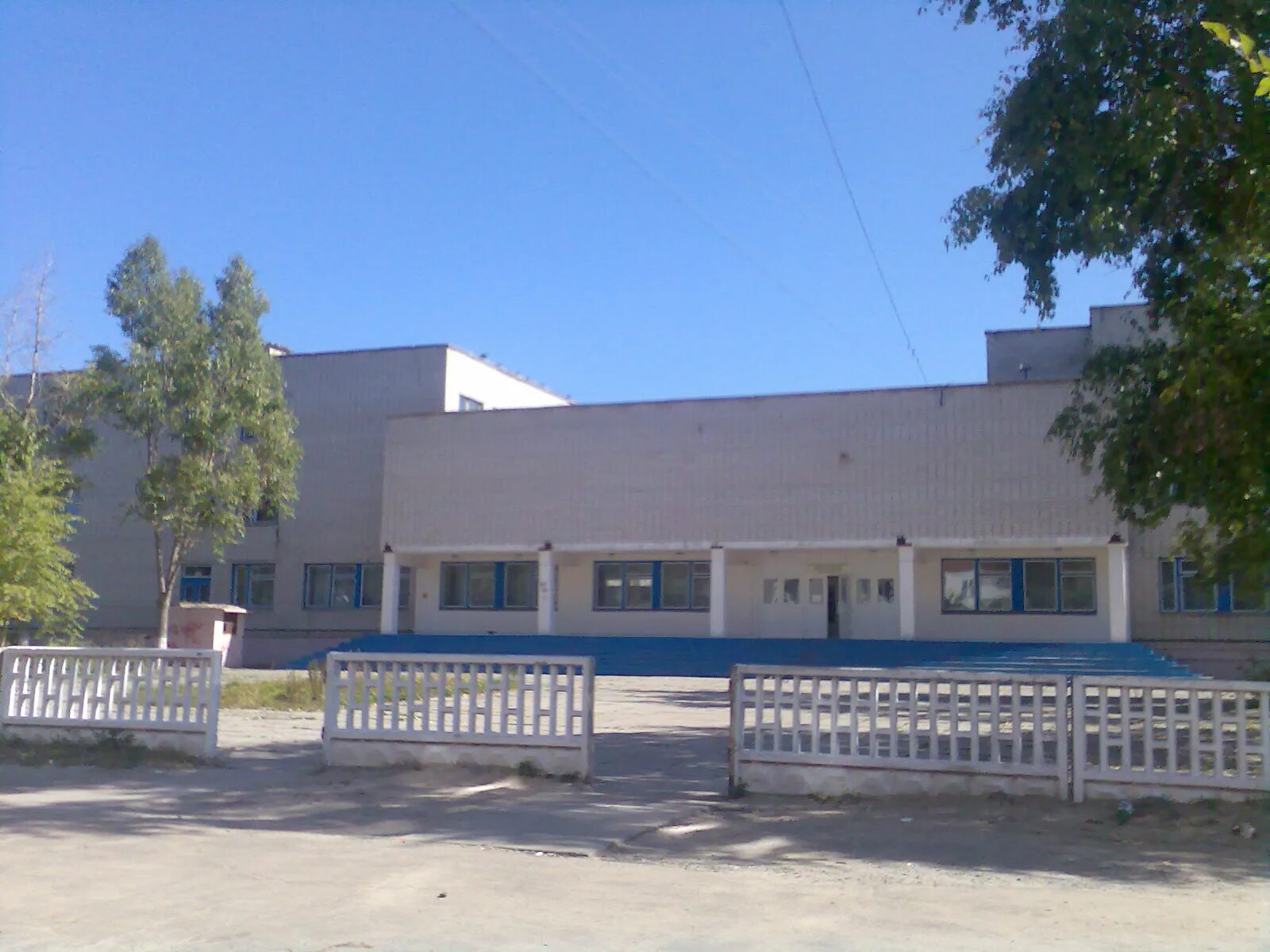 Школа 10 северодонецк. Северодонецк школа 5 сейчас. Северодонецк школа 3. Северодонецк школа 6. Северодонецк школа 9.