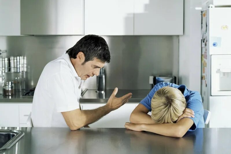 Бешеный подросток. Униженный человек. Мультяшные мамы. Раздражает сын мужа. Раздражает сын мужа.