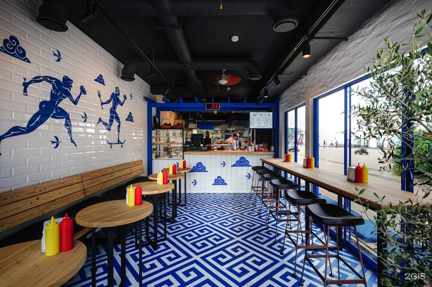 Навагинская улица сочи 12. Сочи стрит-арт маэстро. Сочи, навагинская улица, дом 8. Граффити кусто сочи. Сочи стрит.