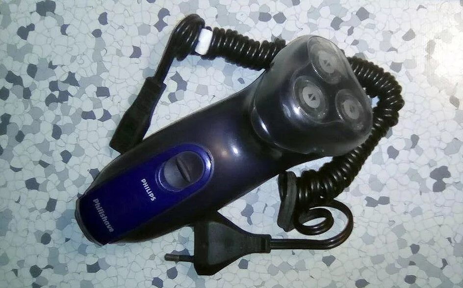 Электробритва работа от сети. Электробритва philips hq6906. philips philishave 660. бритва philips philishave. philips philishave 4425.