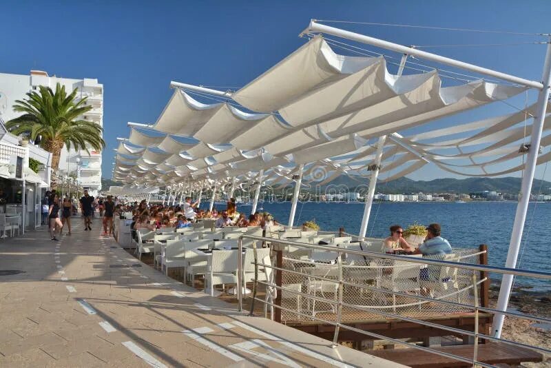 Ибица рассвет. Cafe del mar ibiza. Cafe del mar обложки. Del mar ибица. Ибица 1970.