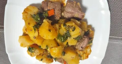 Классический рецепт тушеной картошки с курицей