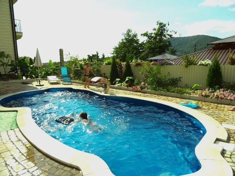 Гостиница мороша туапсе агой. Агой отели с бассейном. Домики агоя с бассейном. Агой улица дорожник дом 183. Гостевой дом агой с бассейном.