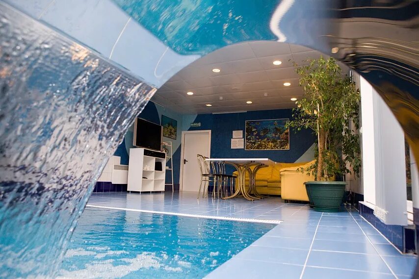 Парк отель ижевск. Серебряные ключи вода ижевск. Парк отель ижевск. Ижевск якшур бодьинский тракт 2. Парк отель ижевск.