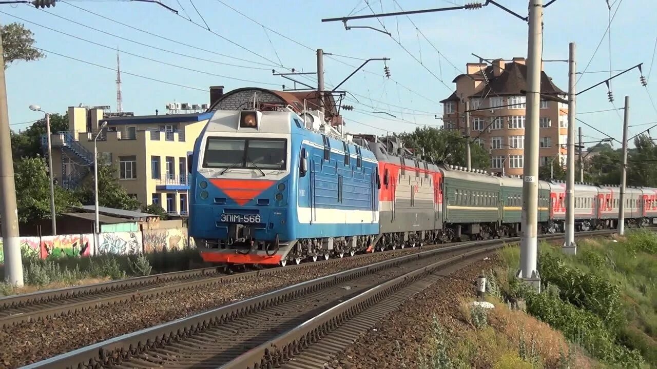 Санкт-петербург махачкала. 2вл60к-579. Георгиевск махачкала поезд. Георгиевск махачкала поезд. Тэп70 417.