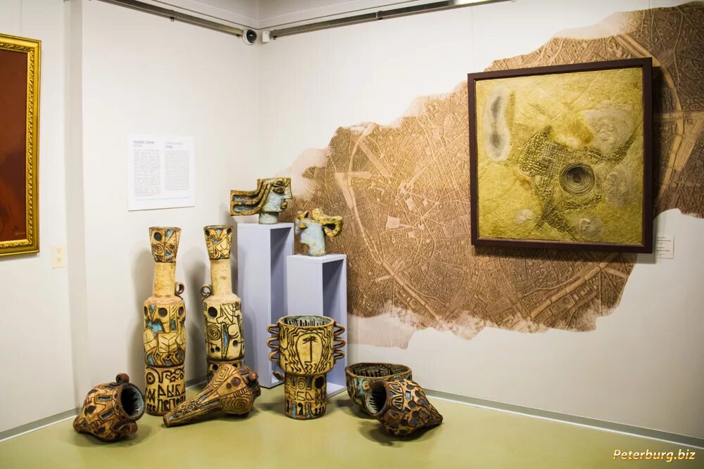 Эрарта музей современного искусства. Эрарта часы работы. Эрарта часы работы. Музей erarta спб. Эрарта часы работы.