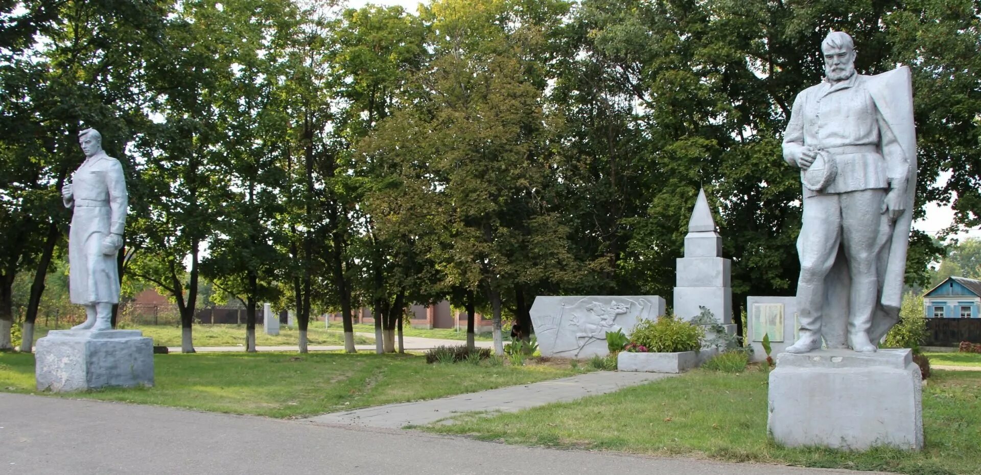 Погода ст владимирская лабинский район краснодарский край. Усть-Лабинский район станица Кирпильская. Станица Ладожская Усть-Лабинский район Краснодарский край. Станица Кирпильская Усть-Лабинского района Краснодарского края. Памятники станицы Ладожской.