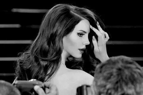 Lana del rey black