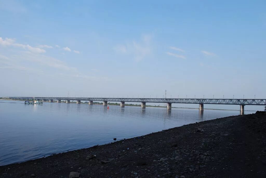 Набережная благовещенска амурской области. Река зея благовещенск. Набережная 32 благовещенск амурская область. Благовещенск река. ��🇰набережная реки амур хэйхэ - благовещенск.