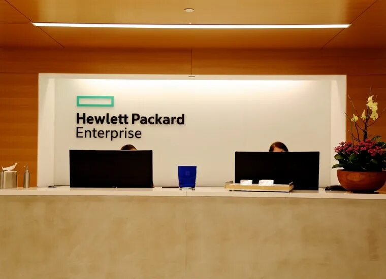 Hewlett packard enterprise. Hewlett-Packard для переговорных комнат. Hewlett Packard Enterprise офис. Hewlett-Packard 3618.