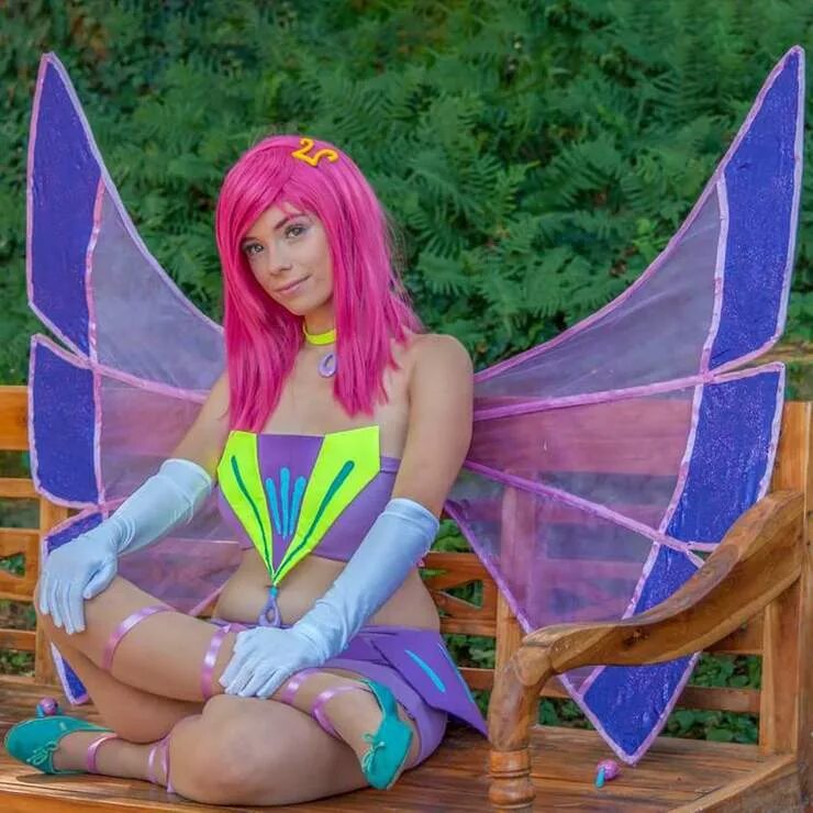 Клуб винкс рокси косплей. Клуб винкс в реальной жизни. Феи винкс косплей. Косплеер винкс. Винкс блум в реальной жизни.