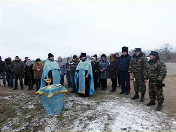 Погода в придорожном самарской. Посёлок придорожный Энгельс. Поселок придорожный Энгельсский район. Поселок придорожный Энгельсский район школа. Население посёлка придорожный Энгельс.