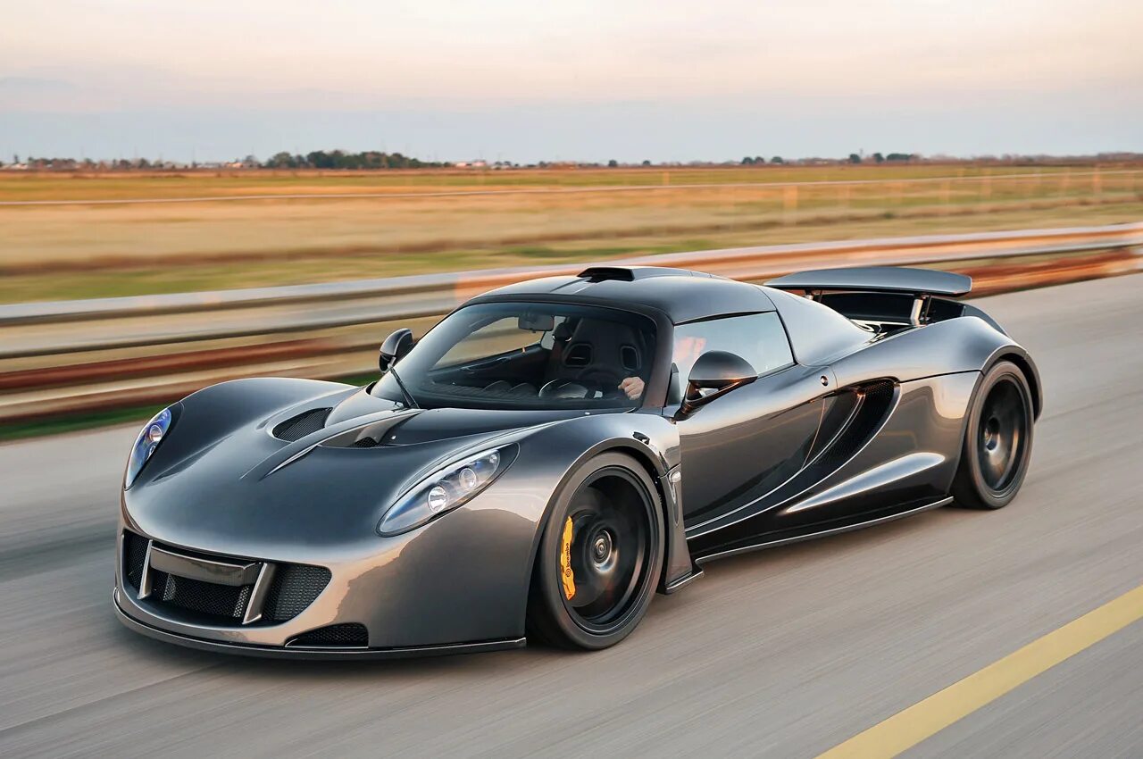 Самый лучший м н. Hennessey Venom gt. Машина Hennessey Venom gt. Hennessey Venom gt — 435 км/ч. Hennessey Venom gt 2.