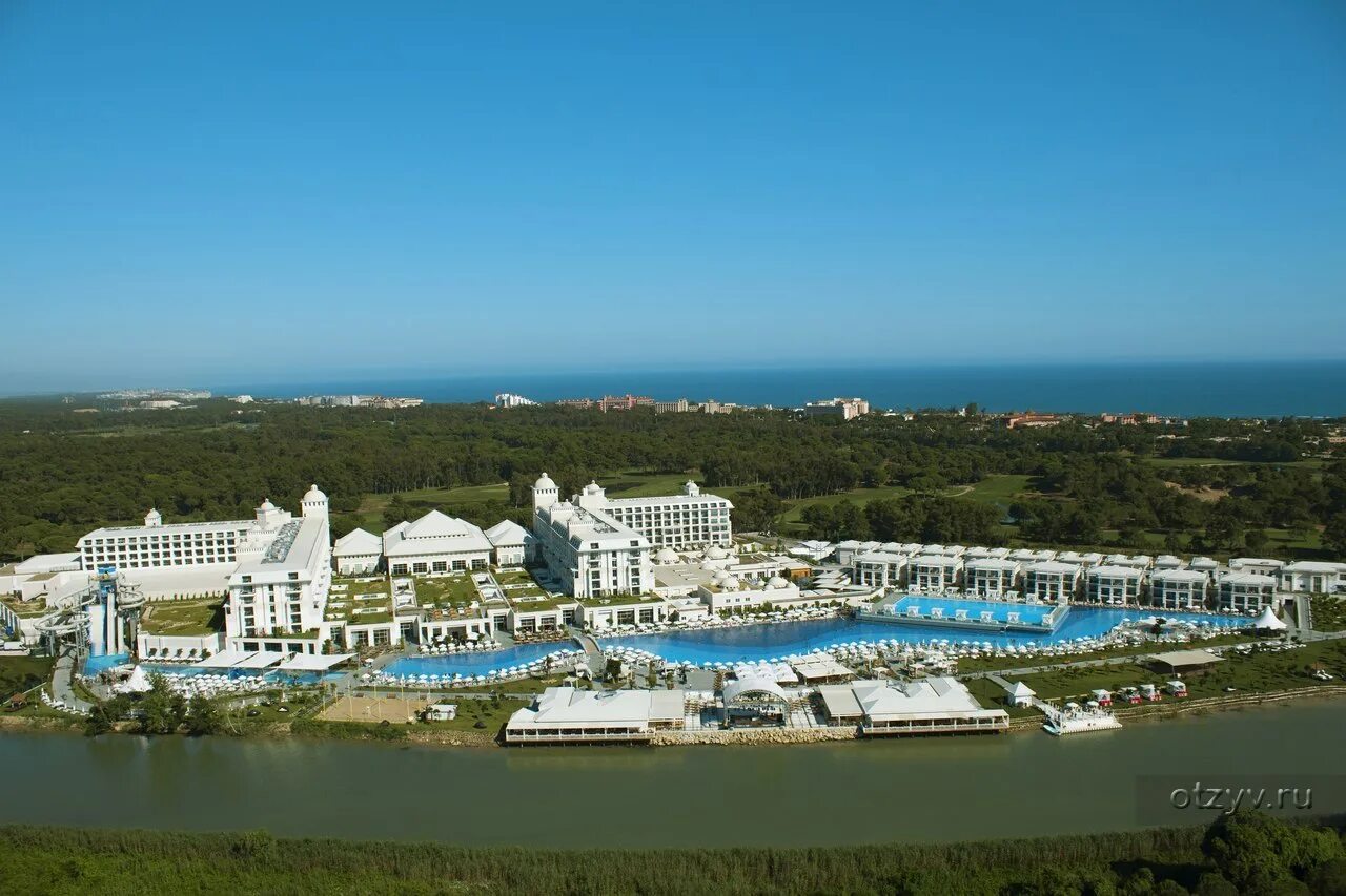 Отель titanic deluxe belek 5. Титаник отель турция белек. Певпворд белек. Делюкс белек. Titanic deluxe golf belek.