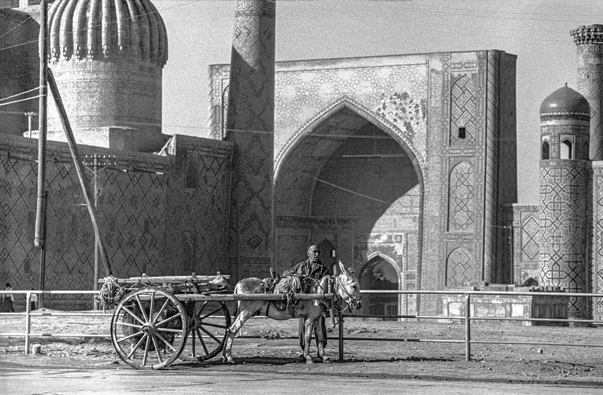Самарканд регистан 1985г. Старый самарканд. Старый самарканд. Регистан самарканд старинные. Самарканд 1950.