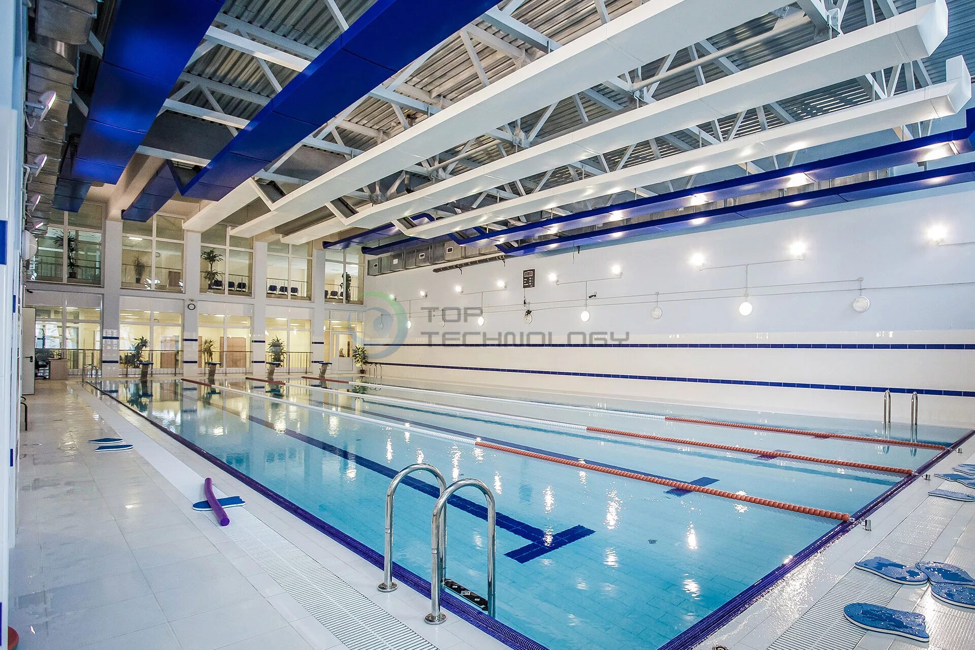 бассейн. бассейн в школе. сургут 31 школа бассейн. бассейн в школе. в каких школах есть бассейн.