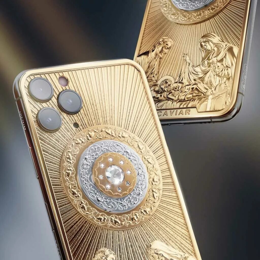 Сколько стоит телефон россии. Айфон 13 про золотой. Caviar iphone 14 Pro Max. Caviar iphone 10. Caviar iphone 11 Pro Discovery Solarius.