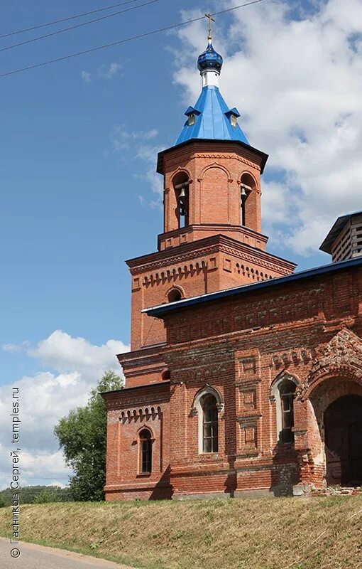 Село волковское тарусский. Церковь в Волковском Калужской области. Село Волковское Тарусский район. Церковь в селе Волковское Тарусского района Калужской области. Калужская область деревня Волковская.