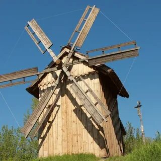 Из мельницы доносится непонятный