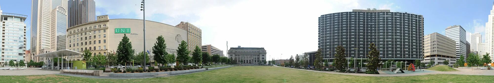 Main park. Гарден парк Павлодар. Национальный парки здания. Пасифик Плаза. Банковский район города.