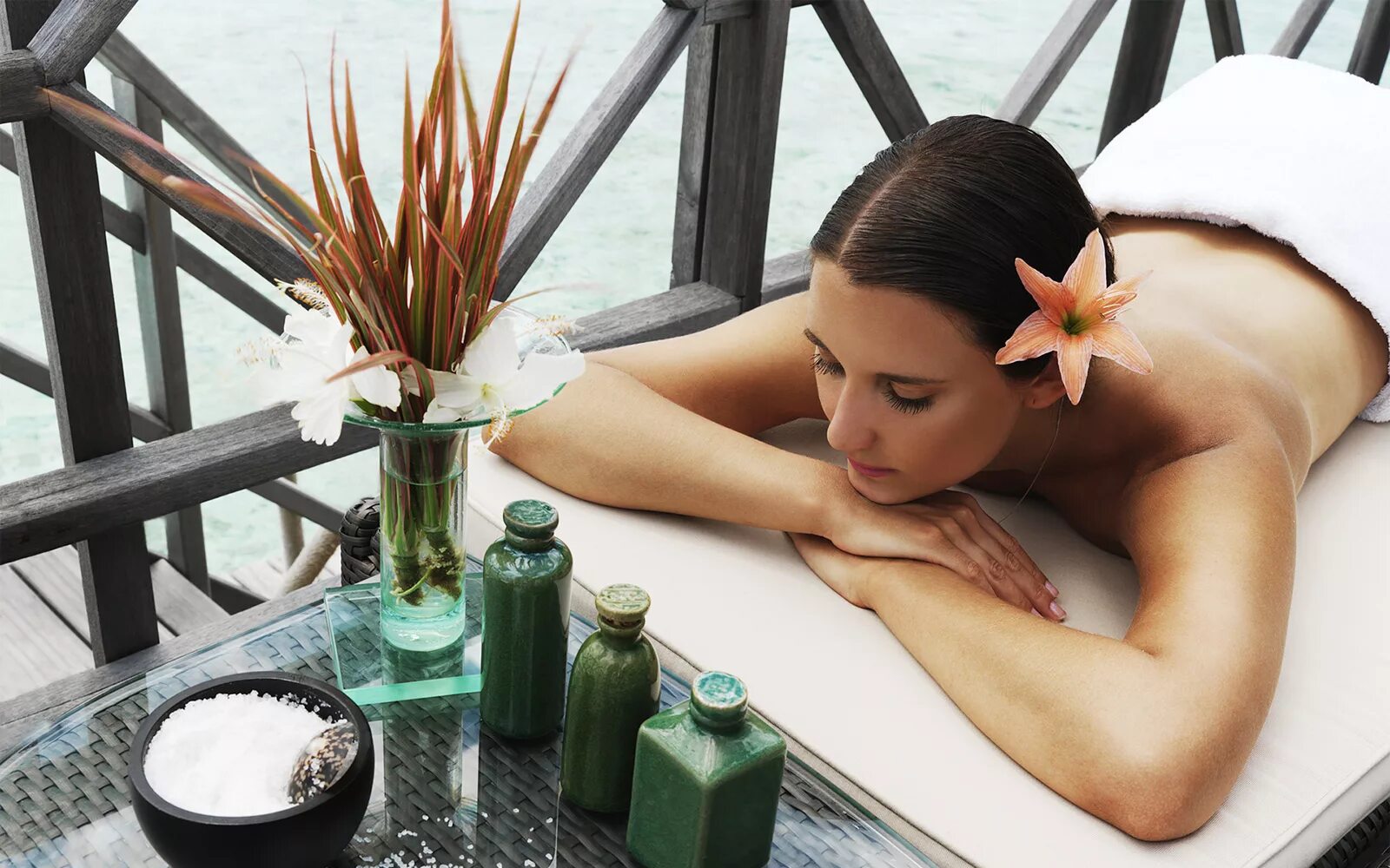 уголок наслаждения. уголок наслаждения. Conon exail. уголок наслаждения. диван кровать дуглас 1600.