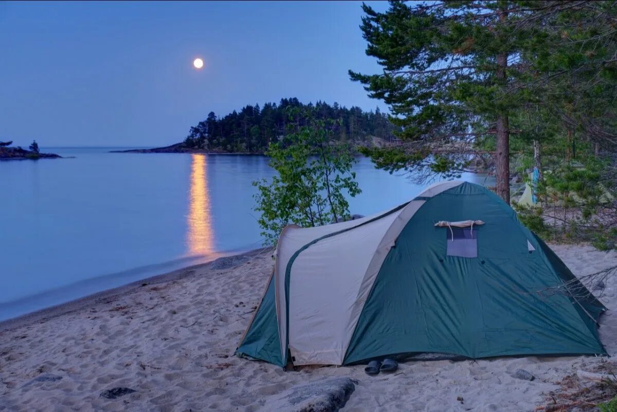 Отдых с палаткой на озерах