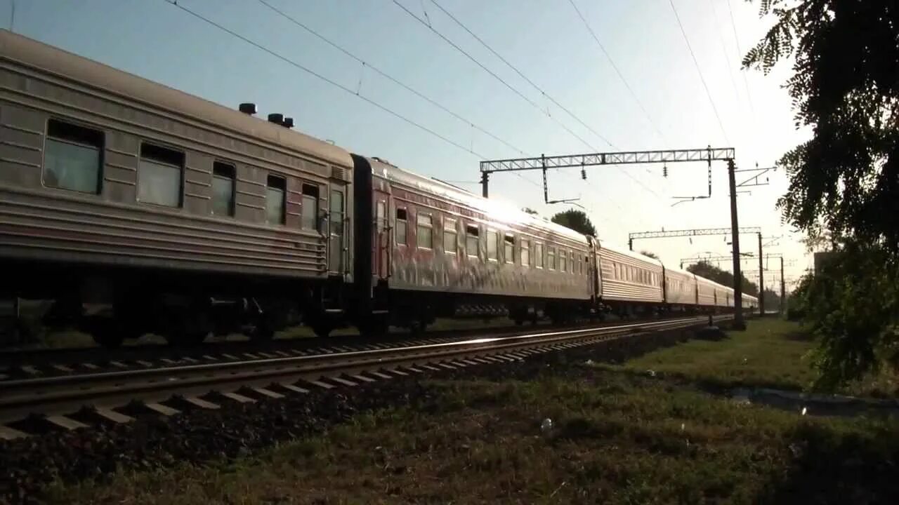 Спб владикавказ поезд. Поезд Санкт-Петербург Владикавказ. Поезд Владикавказ. Поезд 121 Санкт-Петербург Владикавказ. Санкт Петербург Осетия поезд.