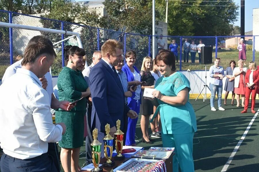 Погода сураж по часам. Педагогический колледж Брянская область Суражский район. Делегация спартакиада. Подслушано Сураж. Восход Сураж.