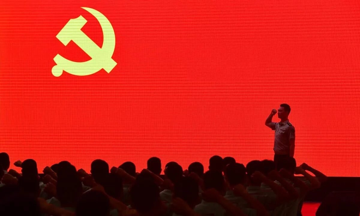 Дом народных собраний в пекине. Коммунистическая партия китая си цзиньпин. Си цзиньпин 20 съезд кпк. Xx съезд коммунистической партии китая. Китайская компартия.