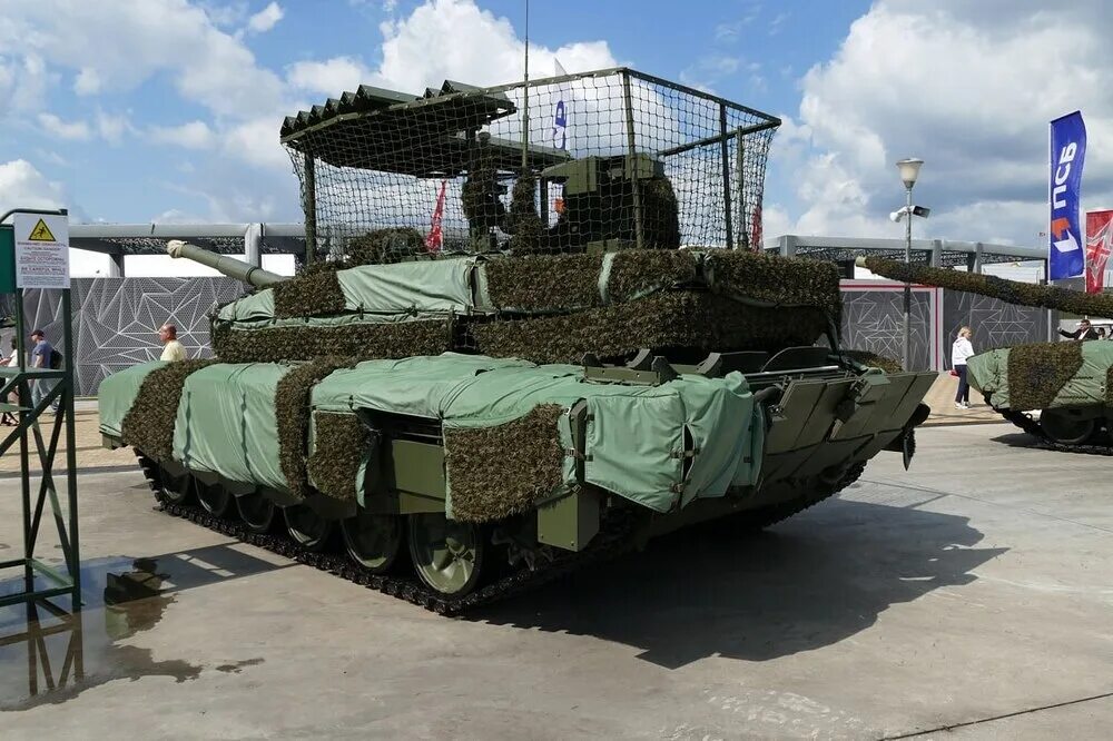 Т90 бм. Т90м кременная. Т 90 фото. Биздюн автомобиль т90. T90 танк.